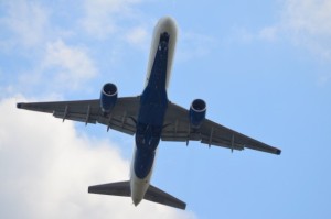 airplane-overhead